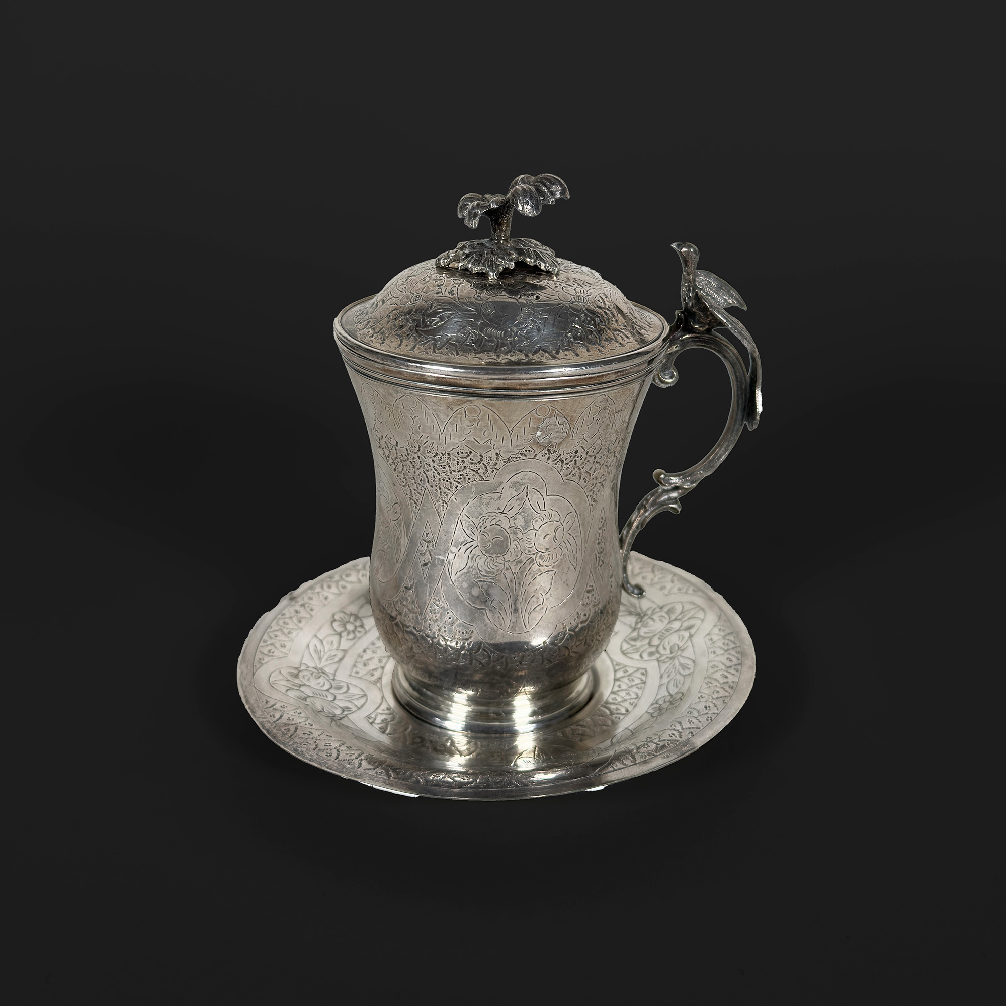 cendrier vintage forme de fleur vente aux enchères métal argenté